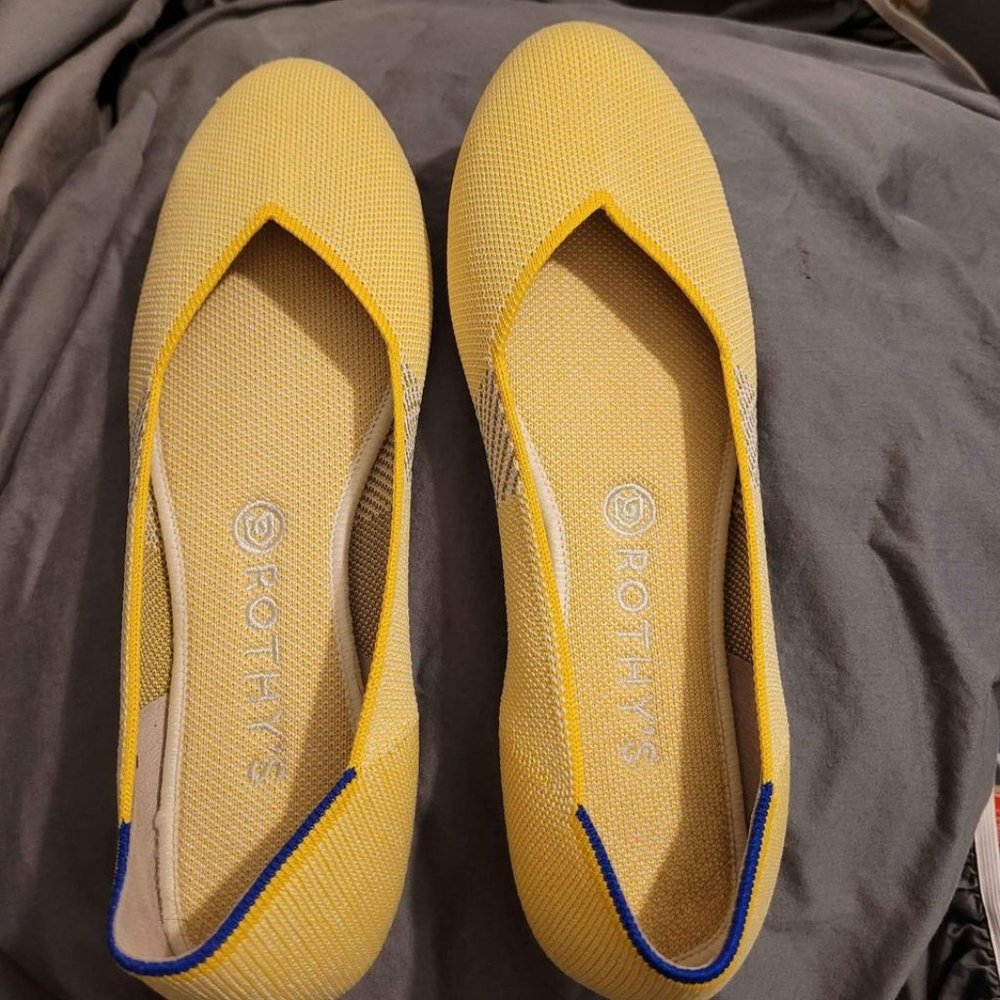 Yellow Rothys 9.5